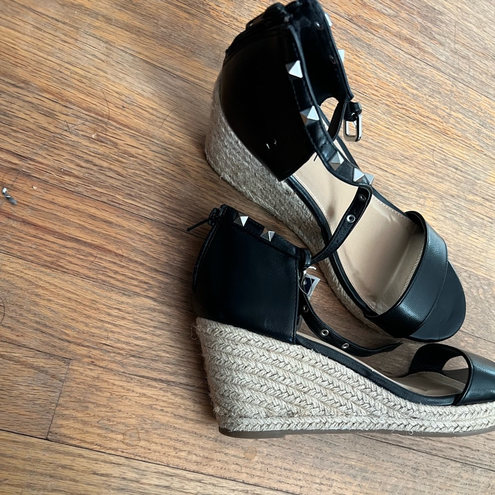 Wedge heel black leather silver spikes ankle strap women’s 10
